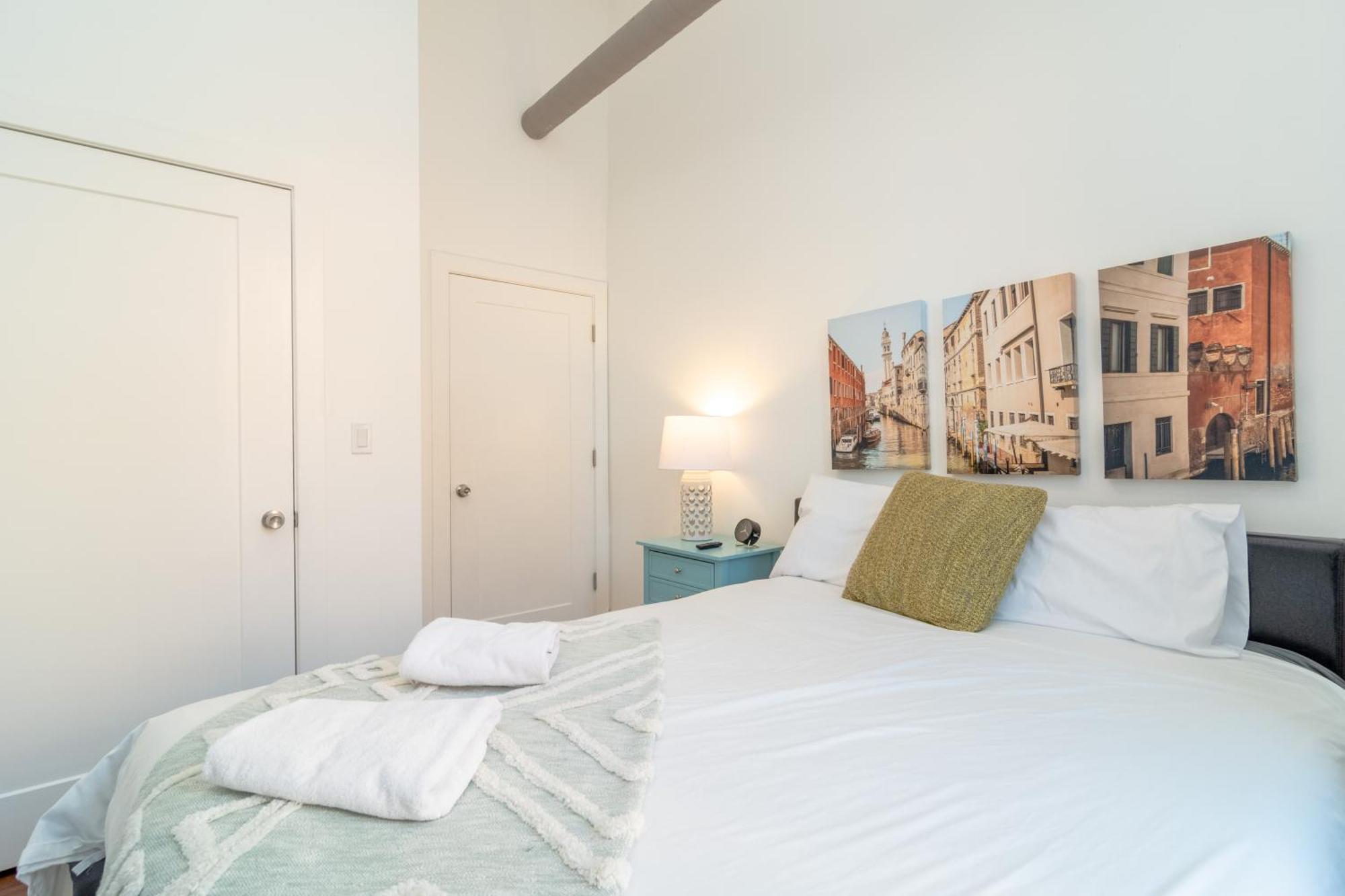 שיקגו Mccormick Place 3Br-2Ba With Optional Parking - Sleeps 8 מראה חיצוני תמונה